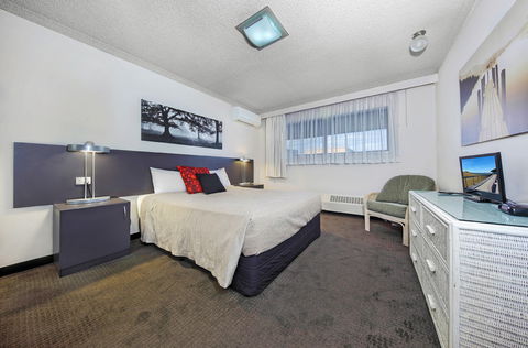 Belconnen Way Motel And Serviced Apartments - Accommodation Australia 1