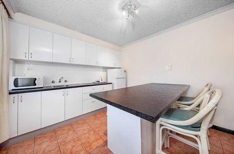 Belconnen Way Motel And Serviced Apartments - Accommodation Australia 4