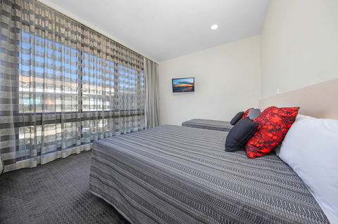 Belconnen Way Motel And Serviced Apartments - Accommodation Australia 5