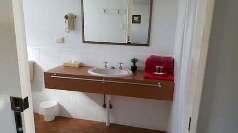 Siesta Villa Motel - Accommodation Australia 7