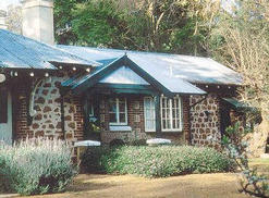 Faversham Cottages & Alpaca Stud Farm - Local Tourism 0