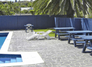 Abrolhos Reef Lodge - Local Tourism 1