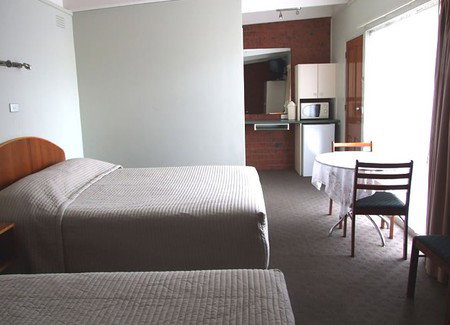 Abbotswood Motor Inn - Accommodation Australia 4