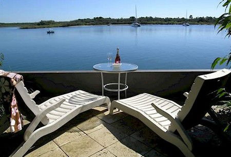 Noosa Shores Resort - Australia Shopping 1
