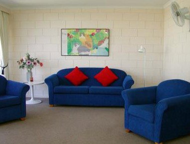 Penguin Mews - Accommodation Australia 1