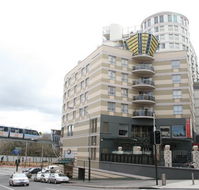 Seasons Darling Harbour - Accommodation Australia