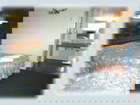 Coach Lamp Motel - Accommodation Australia 2