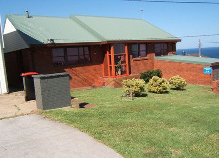 Merewether Beach B And B - Accommodation Australia 1