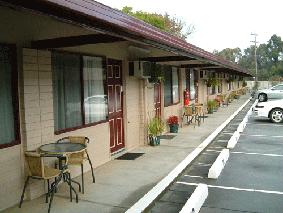 Edinburgh Motor Inn - Local Tourism 1