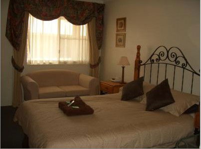Almond Inn Motel - Accommodation Australia 3