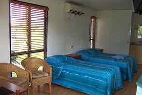 August Moon Caravan Park - Australia Shopping 0