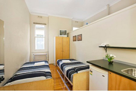 Cambridge Lodge - Accommodation Australia 0