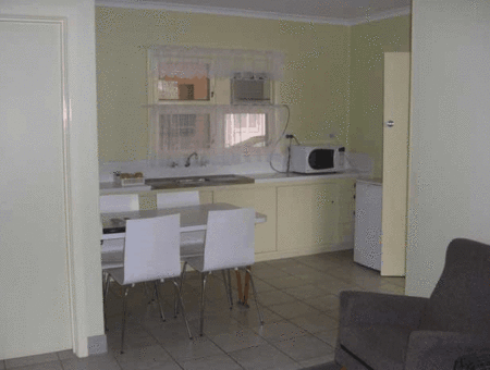 High Street Motel - Accommodation Australia 1