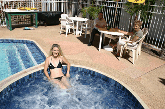 Lakes Central Hotel - Accommodation Australia 5