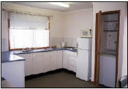 Lakes Jakaranda Holiday Units - Accommodation Australia 4