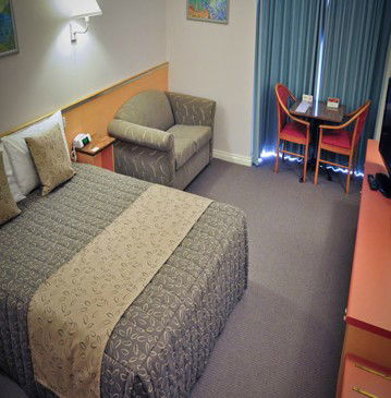 The Waverley International Hotel - Australia Shopping 1