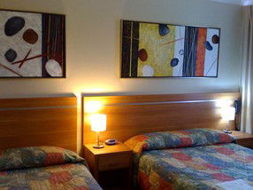 3 Sisters Motel - Accommodation Australia 1