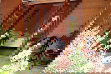 The Lounging Lizard - Accommodation Australia 2