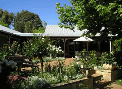 The Noble Grape - Accommodation Australia 0