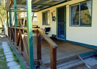 Peaceful Bay Chalets - Accommodation Australia