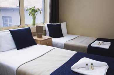 Macleay Lodge - Australia Shopping 3