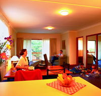 Oxley Court Serviced Apartments - Local Tourism