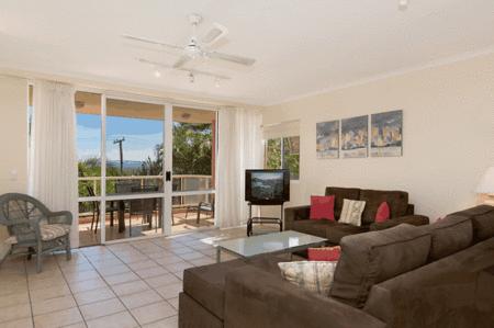 Bali Hai Apartments Noosa - Australia Shopping 1