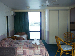 Club Surfers - Local Tourism