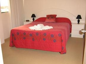 Beachfront Towers - Accommodation Australia 3
