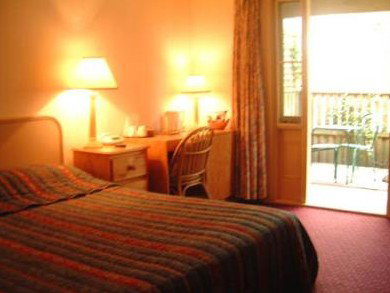 Mclaren Hotel - Accommodation Australia 4