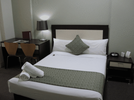 Aarons Hotel - Accommodation Australia