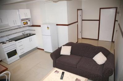 Across Country Motor Inn - Accommodation Australia 3