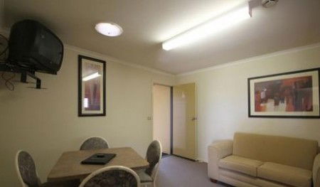 Araluen Motor Lodge - Australia Shopping 3
