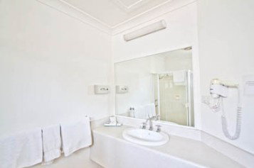 Branxton House Motel - Accommodation Australia 3