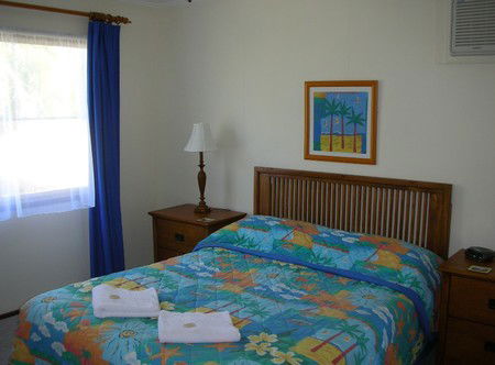 Palm View Holiday Apartments - Accommodation Australia 1
