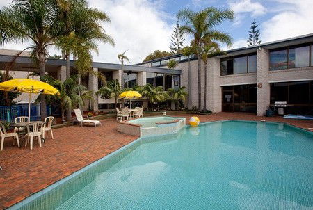 Palm Court Motor Inn - Local Tourism 2