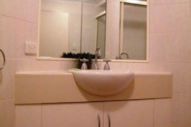 Clarks Beach Apartment - Australia Shopping 1