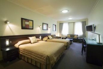 Hyde Park Inn - Accommodation Australia 3