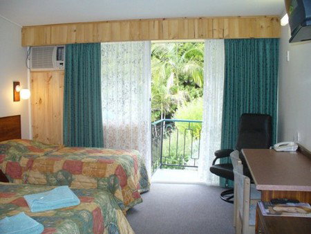 Coachman Motel - Accommodation Australia 0