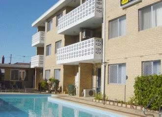 Brownelea Holiday Apartments - Accommodation Australia 2