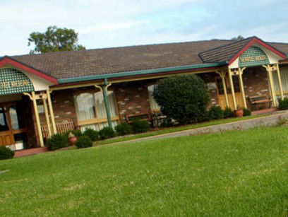 Carriage House Motor Inn - Accommodation Australia 1