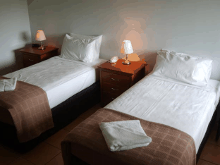 Cairns Reef Apartments And Motel - thumb 3