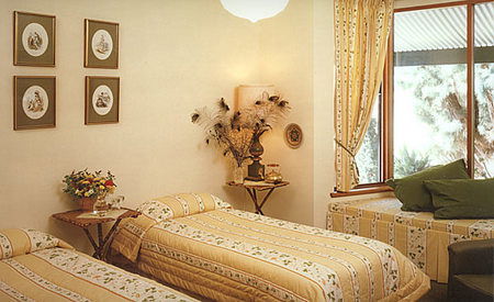The Lodge Country House - Accommodation Australia 1