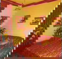 Tally Ho Lodge - Local Tourism