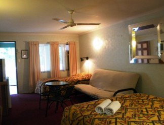 Beerwah Glasshouse Mountains Motel - Accommodation Australia 1