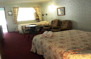 Beerwah Glasshouse Mountains Motel - Accommodation Australia 3