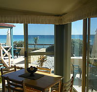 The Macs Beachfront Villas - Accommodation Australia