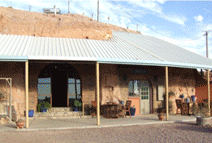 The Underground Motel - Accommodation Australia 0