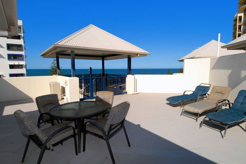 Raffles Mooloolaba - Local Tourism 1
