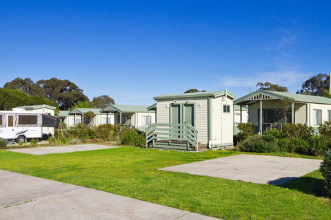 Frankston Holiday Park - Accommodation Australia 6